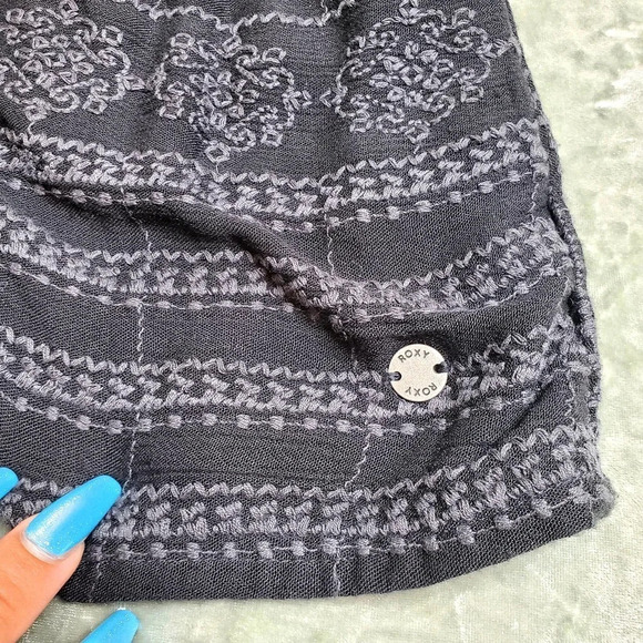 Roxy Black Sleeveless Embroidered Romper - Picture 3 of 7